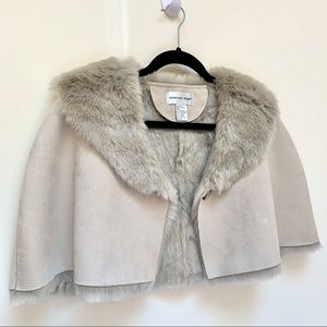 NWOT Faux Fur Nuetral Beige Cape Capelet S-M Classic Fit